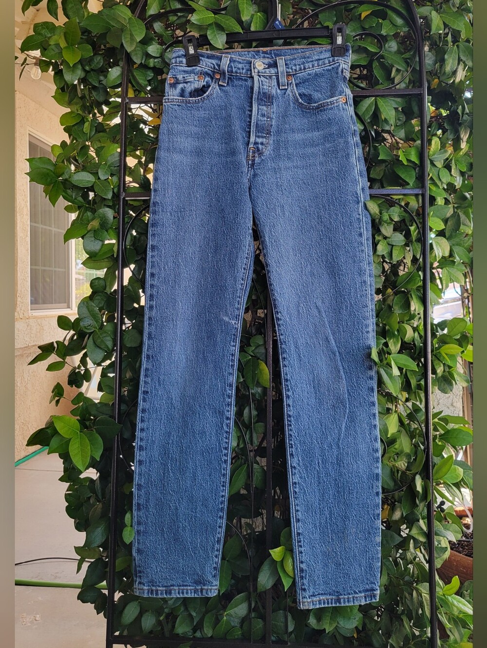Levi's 501 Button Fly Straight Leg Blue Jeans - Classic Fit